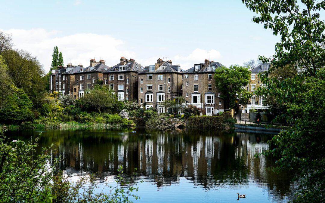 How Much Do Solicitors Charge for Buying a House?